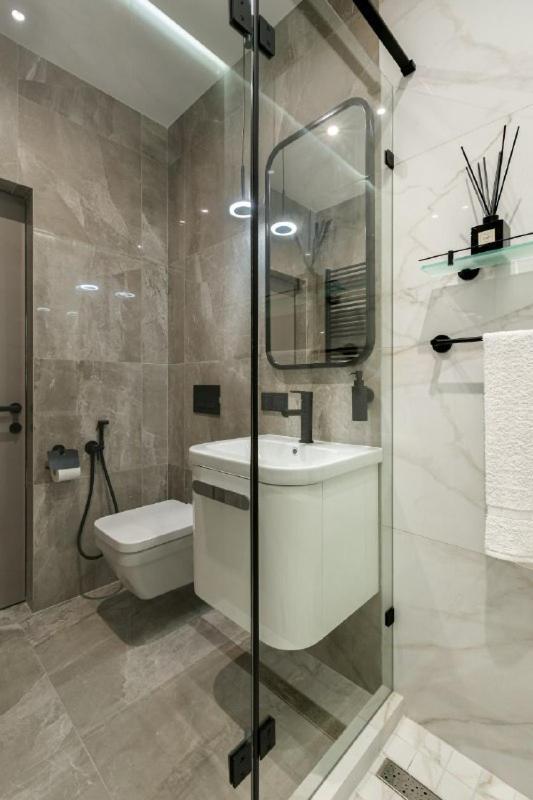 Classy Studio In Chicago, A Luxurious Condo Kijev Kültér fotó